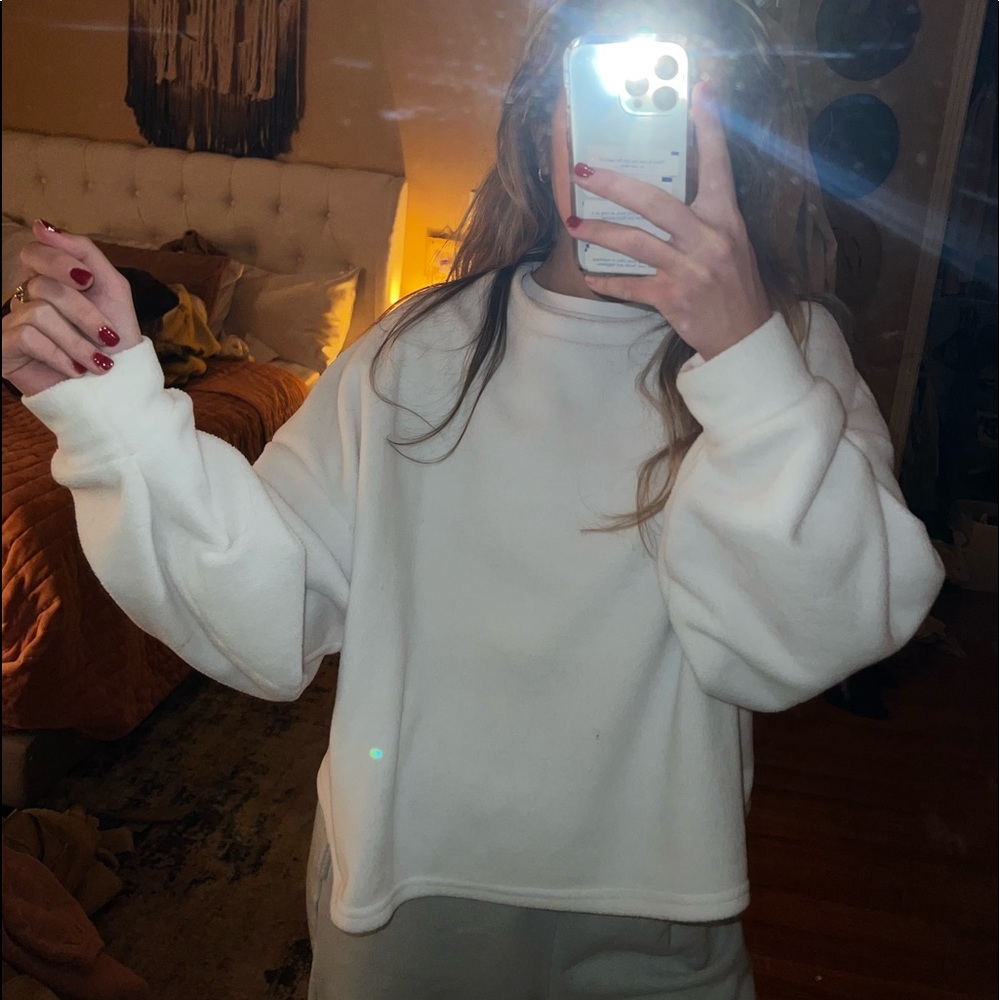Cropped Fleece Sweater/Crewneck